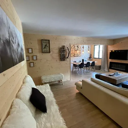 T4 Type Chalet Pra-loup * Uvernet-Fours